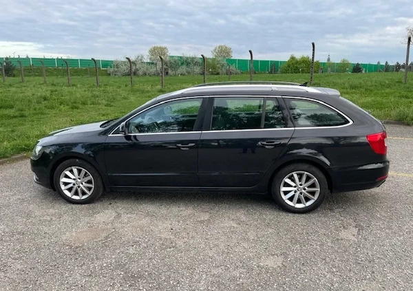 Skoda Superb cena 34000 przebieg: 335000, rok produkcji 2013 z Luboń małe 704